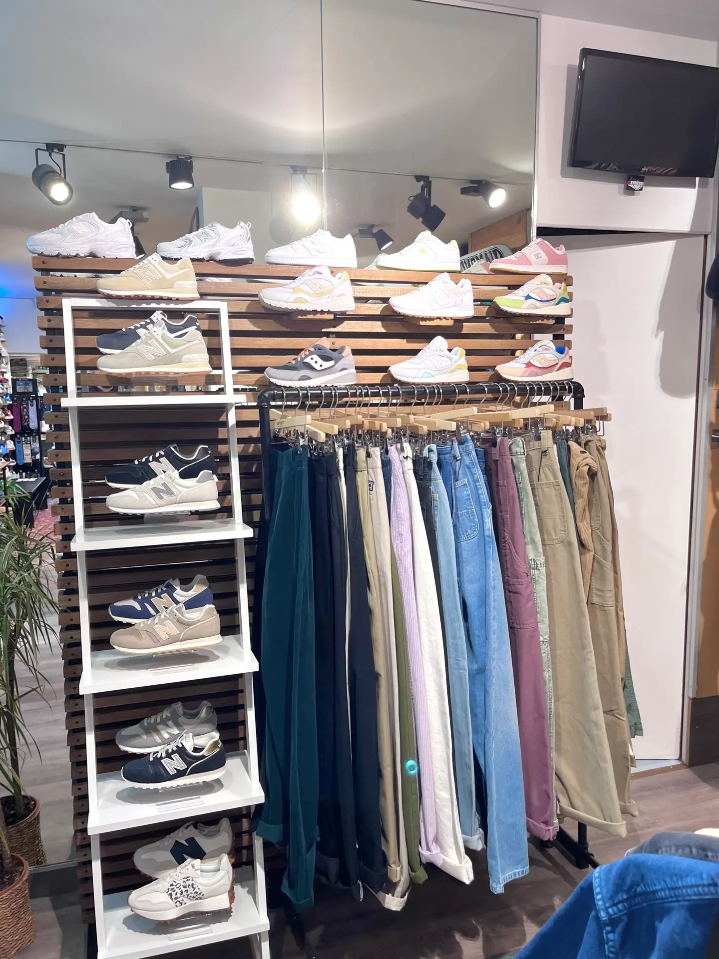 Photos de nos Pantalons / Chaussures du corner femme